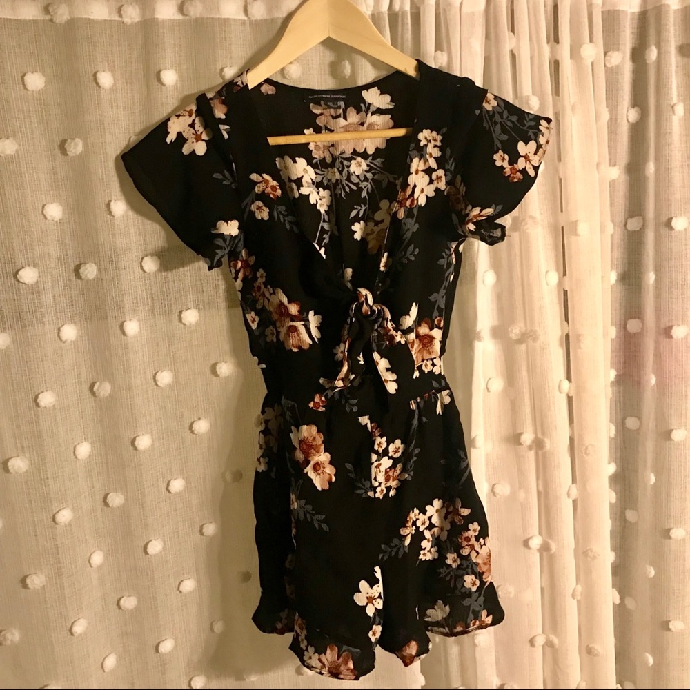 American Eagle Black Floral Romper